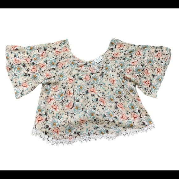 MOLLY BRAKEN Boho Floral Lace Trim Blouse With Scalloped Trim Beige Sz One Size - Picture 3 of 11